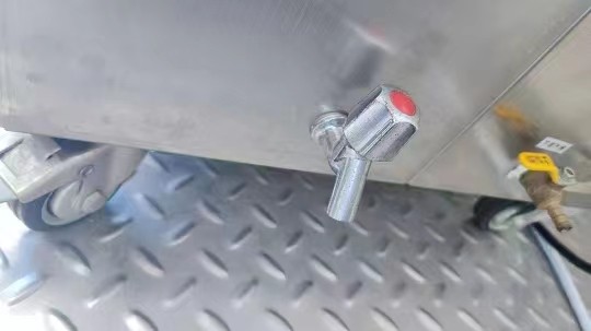 合肥华泰LX-B75L100L 系列立式压力蒸汽灭菌器配件连接铜管水龙头