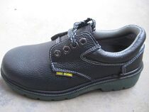 Oil-resistant shoes acid and alkali resistant anti-smash and anti-puncture safety shoes anti-slip steel-toe safety shoes cow work clothes 64031