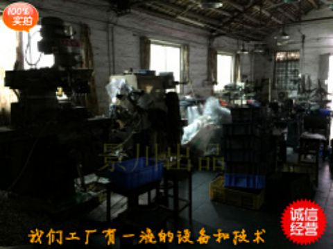 Máy tính để bàn thủy tinh rắn nhôm bánh hút / sản phẩm gỗ nội thất khách sạn bằng thép không gỉ phụ kiện phần cứng / kích thước tùy chỉnh - Nhà cung cấp đồ nội thất trang trí tường phòng khách đẹp