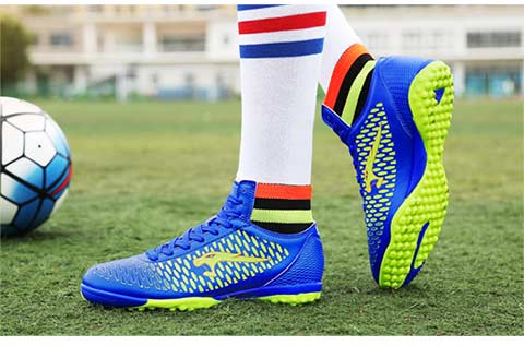 Giày bóng đá nam gãy móng cr7 gai trẻ em người lớn AG sát thủ C Romeo giúp sinh viên thi đấu giày nam giay the thao nam