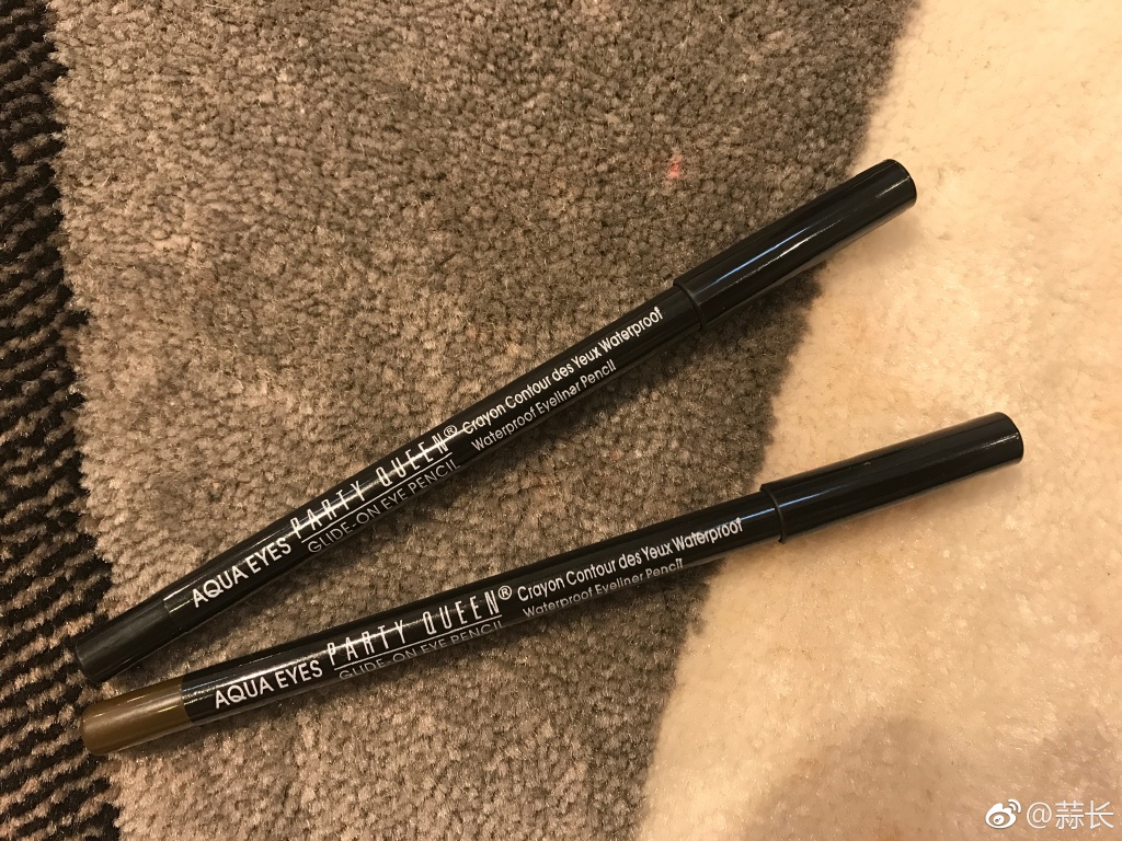 Hàng hóa trung quốc tỏi dài đề nghị tự nhiên matt cà phê đen bút kẻ mắt màu nâu gel bút kẻ mắt không thấm nước và mồ hôi kéo dài không nở eyeliner không trôi