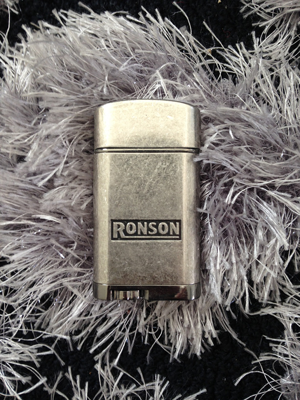Thương hiệu cũ Lonson retro nam nhẹ hơn kim loại quý RONSON mở lửa có thể được bơm lại bật lửa khò