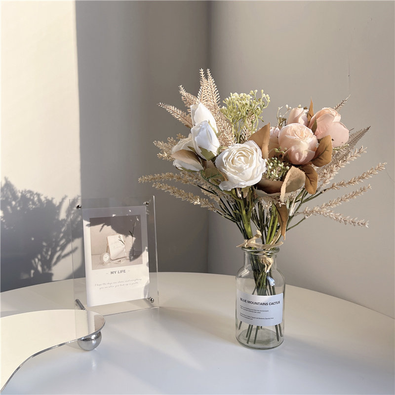 ins wind emulation rose flower bouquet vase hand holding flower fake flower suit tea table tabletop decorations creative pendulum pieces