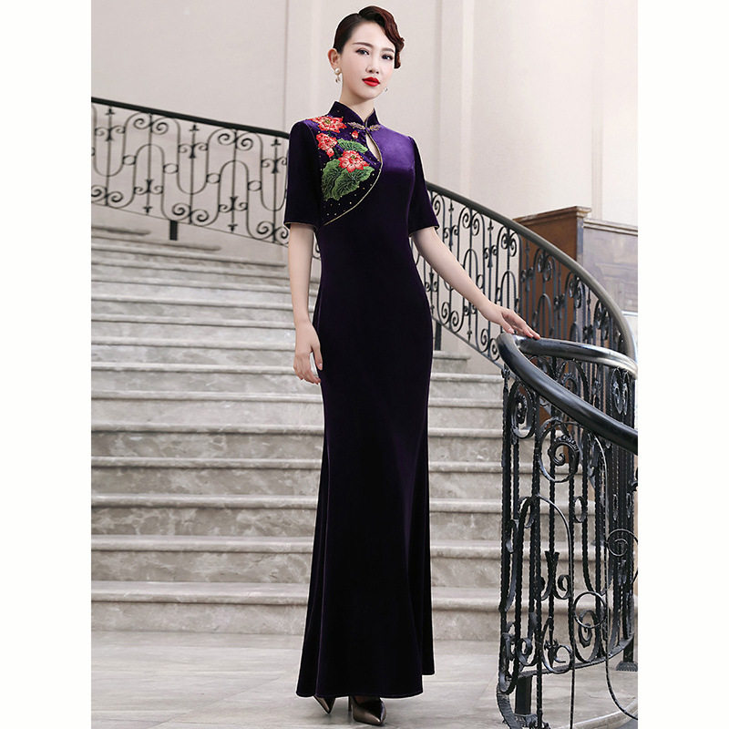 Performing Bangrobe Long-Edition Renaissance Fat Winter Big Size Wedding Meeting Wedding Meeting Golden Velvet