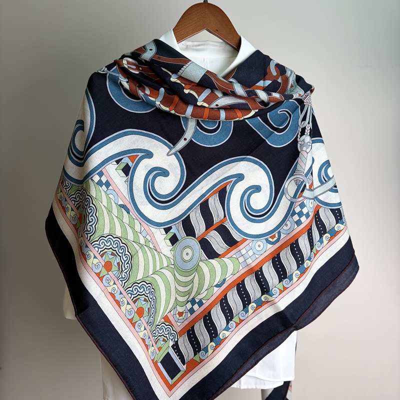 Dark Twisted Silk Scarf 140cm Large Square Scarf with Slight Imperfections, Silk Wool, All-Season Fashion, Taiwanese Style, Versatile Shawl for Commuting Dark Twisted Silk Scarf 140cm Large Square Scarf with Slight Imperfections, Silk Wool, All-Season Fashion, Taiwanese Style, Versatile Shawl for Commuting