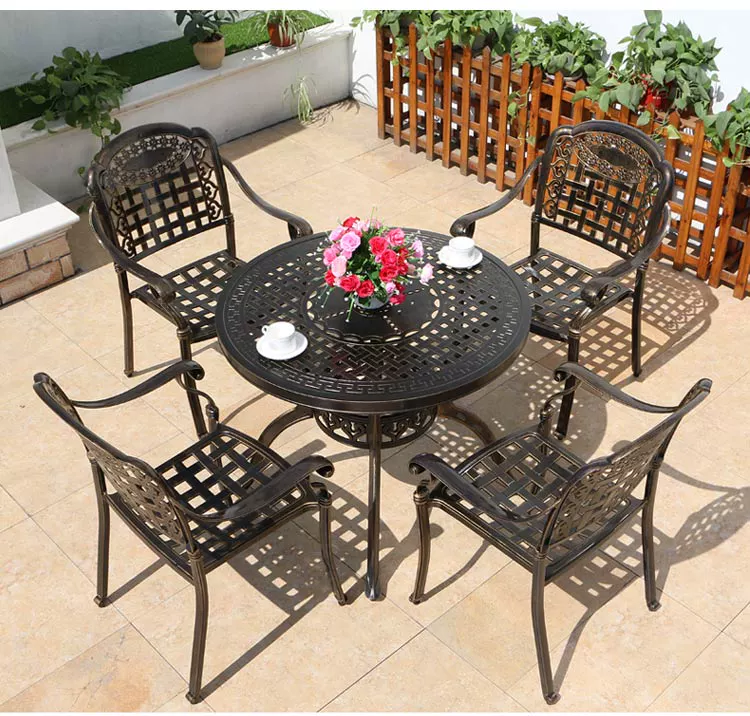 Bàn ghế ngoài trời kết hợp đúc nhôm năm mảnh đặt bàn BBQ và ghế giải trí nội thất sân vườn Vườn sắt rèn hình chữ nhật lớn - Bàn ghế ngoài trời / sân ghế ngồi ban công