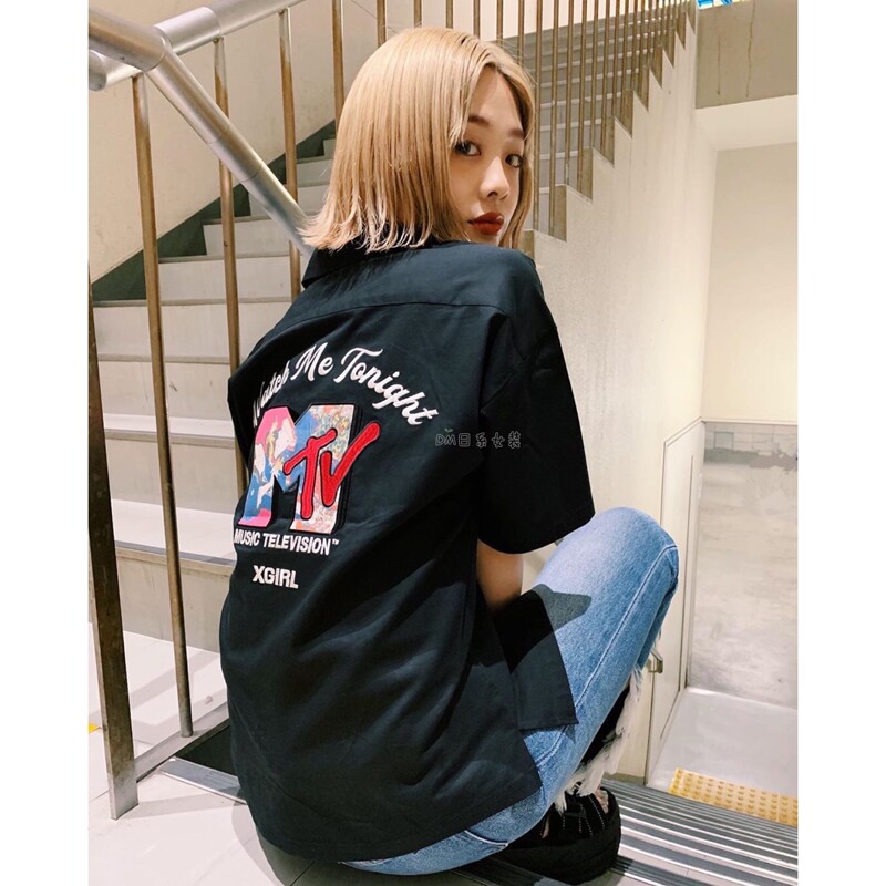 Co-Branded Unisex Street Style Embroidered Letter Short-Sleeve Polo Bowling Shirt Co-Branded Unisex Street Style Embroidered Letter Short-Sleeve Polo Bowling Shirt
