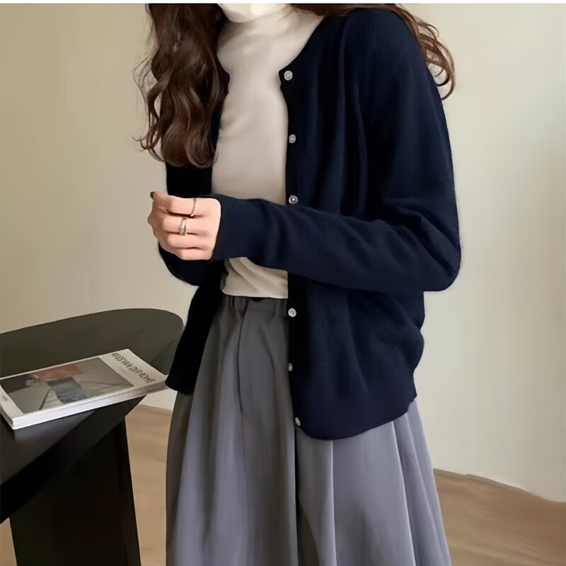 2026 Autumn and Winter New Wool Sweater Cardigan for Women, Thin Loose Round Neck Cashmere Short Knitted Outerwear