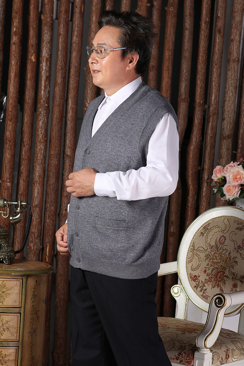 Mùa xuân 2017 thu đông quần áo len trung niên áo len len nam cha tải vest len ​​đan vest vest nam cỡ lớn áo len hàn quốc