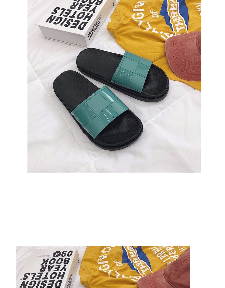 Dép nữ mùa hè trong nhà phiên bản Hàn Quốc của dép đi trong phòng tắm dễ thương và dép mềm đế mềm trượt thời trang mang giày đi biển giày sandal đế cao
