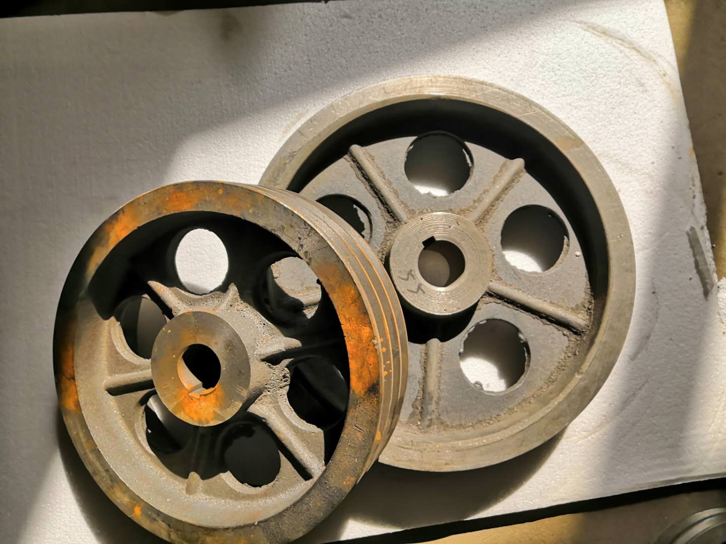 Triangular belt pulley B type double sink B type three groove 3 groove 2 groove national standard belt pulley belt disc 120-600