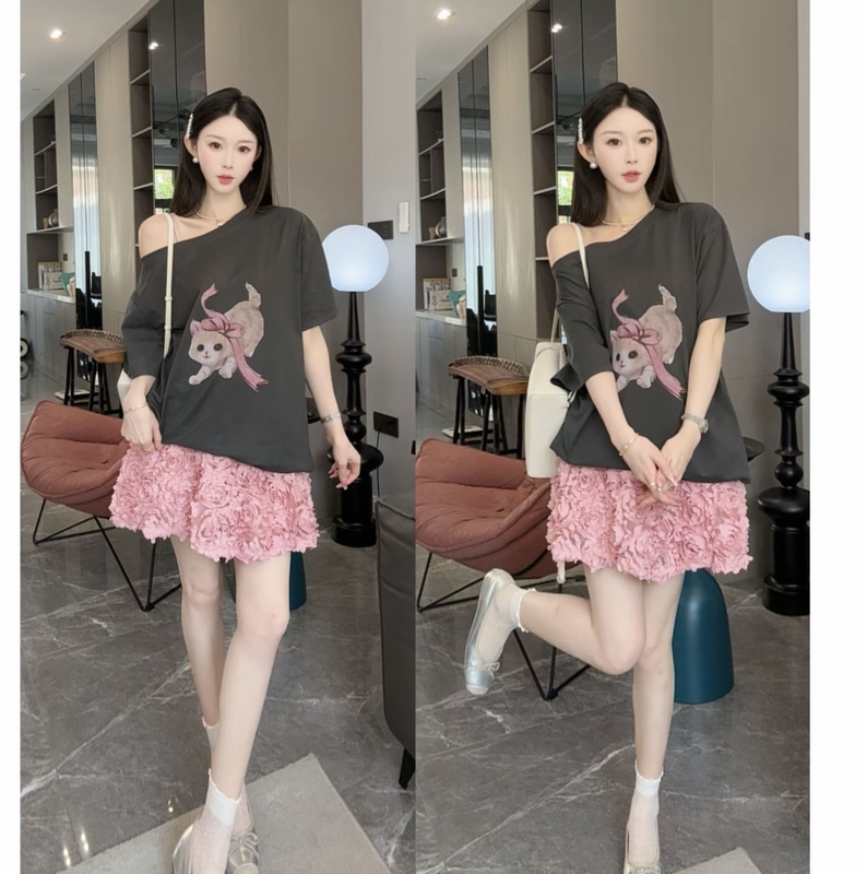 Maternity Suit for Summer Outerwear, Sweet and Cool Cartoon Cat Print, Loose Shoulder-Length Short-Sleeved Top, Skirt, Two-Piece Summer Set Maternity Suit for Summer Outerwear, Sweet and Cool Cartoon Cat Print, Loose Shoulder-Length Short-Sleeved Top, Skirt, Two-Piece Summer Set