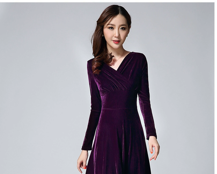 Mùa thu đông 2018 mới dày nhung vàng đầm dài đoạn Đầm dáng dài tay váy V-cổ váy dài nữ đầm len dài