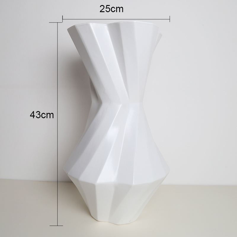 Nordic ceramic vase matte enrolled creative U geometric flower arranging furnishing articles European I and contracted sitting room adornment ornament