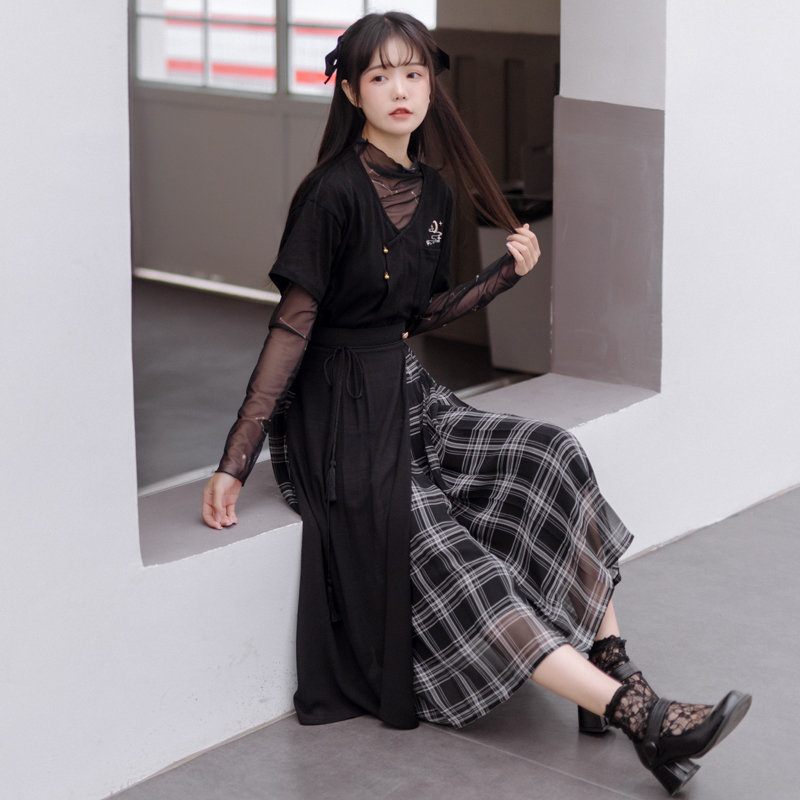 Chuan Dai Time: Starry Moon Xuan Night National Tide Wind Set Embroidered T-Shirt Summer Mesh Base Check Skirt