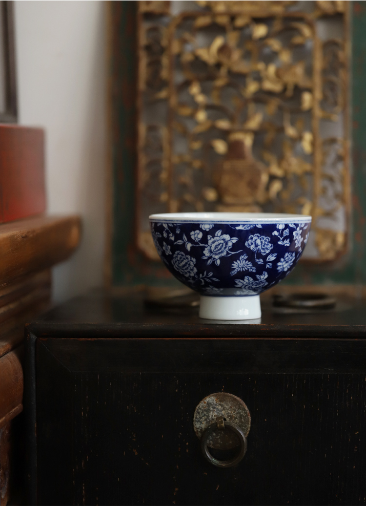 Offered home - cooked ju long up controller blue to white flowers footed bowl of jingdezhen ceramic bowl by hand