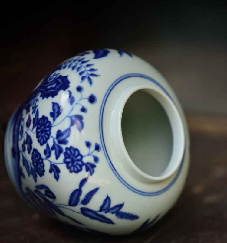 Offered home - cooked imitation doucai flowers in large jingdezhen hand - made ceramic tea set tea caddy fixings storehouse