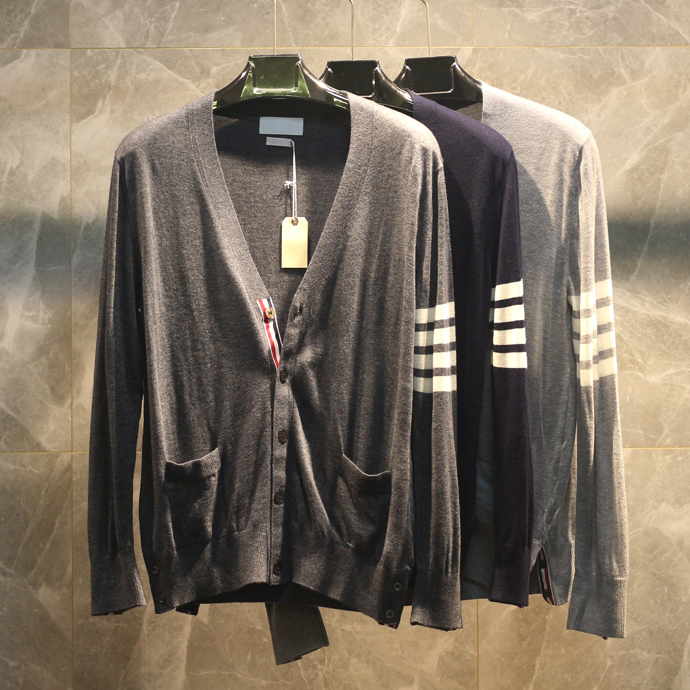 Destroy the World! 26Ss High-End Spring and Autumn New Pure Wool Classic Four-Bar Tb Cardigan Unisex Knitted Sweater Trendy