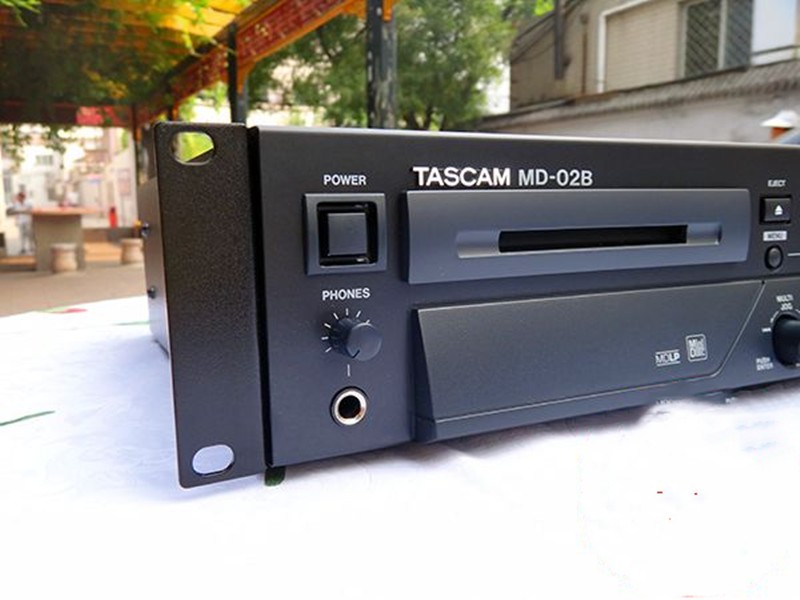 TASCAM Tianqin MD-02B MD player MD recorder recorder professional grade send MD disc