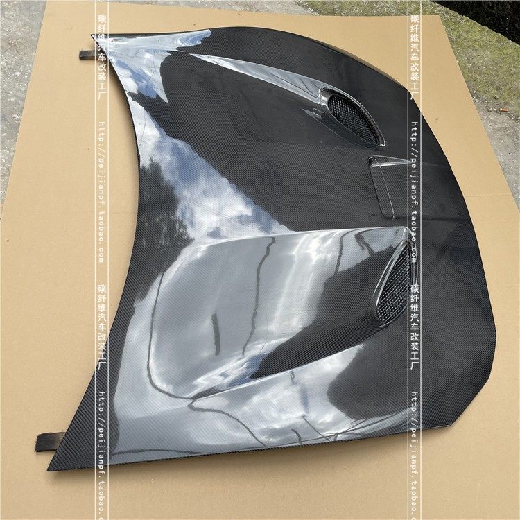 Suitable for Toyota GT86 carbon fiber cover FT86BRZ modified SM opening  hood cover size surround