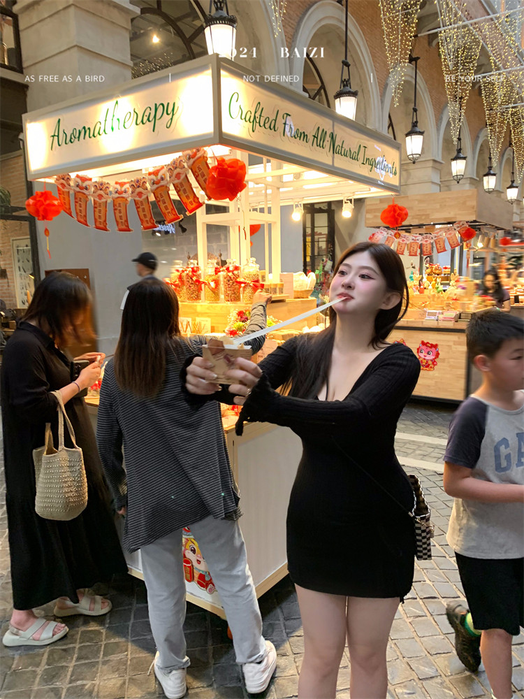 周白子 曼谷套裝 微胖純欲性感V領真兩件短款收腰純色連衣裙女|毛針織衫|ETMall東森購物網