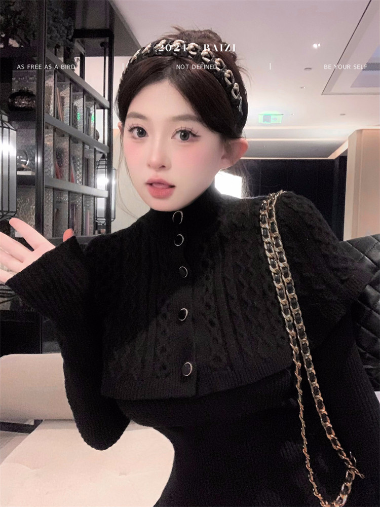周白子 魔女宅急便 微胖修身顯瘦斗篷&V領毛衣真兩件女上衣秋|毛針織衫|ETMall東森購物網