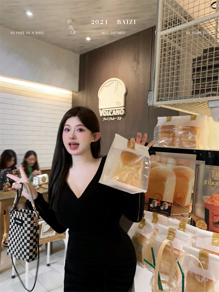 周白子 曼谷套裝 微胖純欲性感V領真兩件短款收腰純色連衣裙女|毛針織衫|ETMall東森購物網
