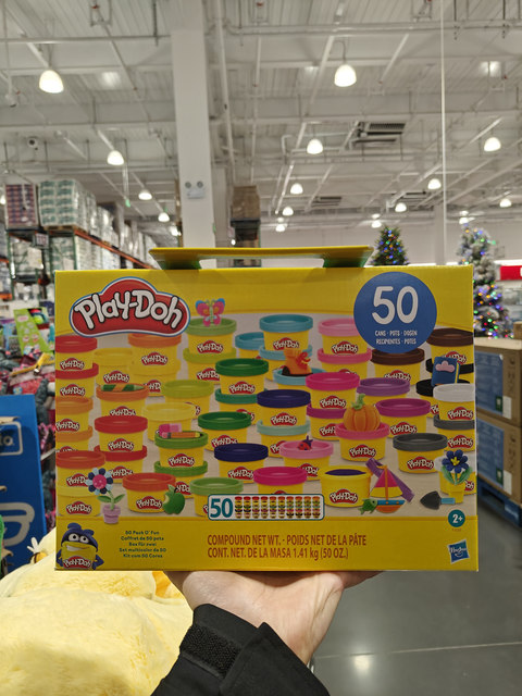 Costco Open Market Customer Purchase Play-Doh 50 Pieces of Multi-Color Fun Colored Clay Contains 50 Cans, 25 Colors, Suitable for over 2 Years Old