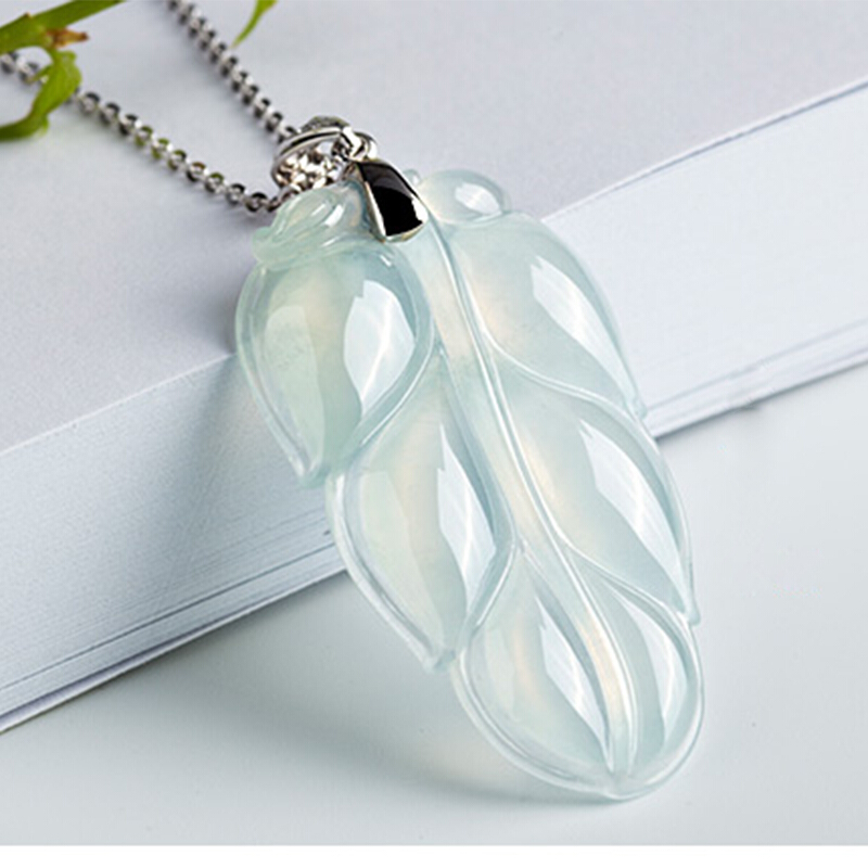 Ice Glutinous Seed Emerald Leaf Pendant Myanmar jade leaf jade pendant gold Jade Leaf Pendant