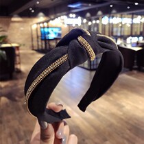 South Koreas new upscale minimalist temperament drilling strips inlaid in middle knots knotted bow tie butterfly knot wide side hair stirrup
