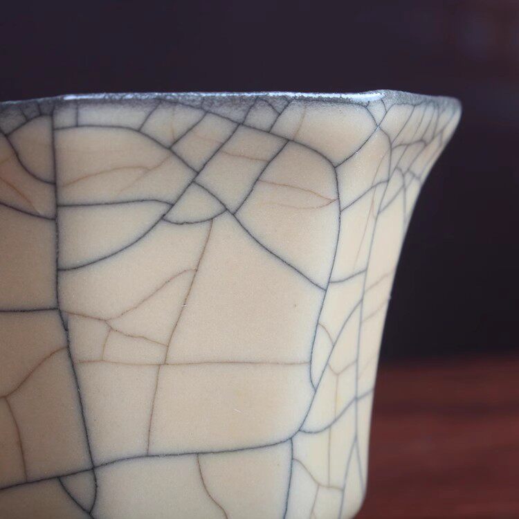 чашка 传世哥窑茶杯压手杯手工金丝铁线裂纹釉品茗仿古玩古董陶瓷器收藏
