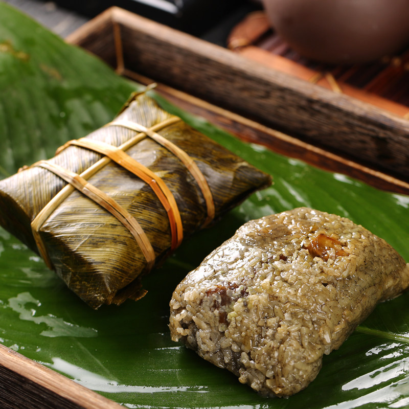 Guizhou Xingyi Specialty Fat Siniang Egg Yolk Fresh Meat Chestnut Dumplings Farmhouse Handmade Mini Zhenfeng Gray Dumplings