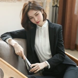 Пиджак классического кроя, комбинезон, комплект, яркий броский стиль