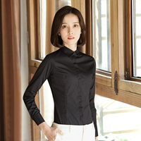 Черный (квадратный воротник)