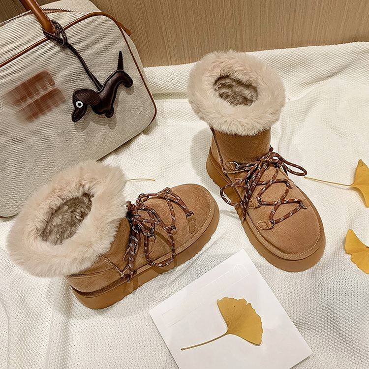 厚底大码雪地靴女鞋（34-42码）Thick soled oversized snow boots (sizes 34-42)