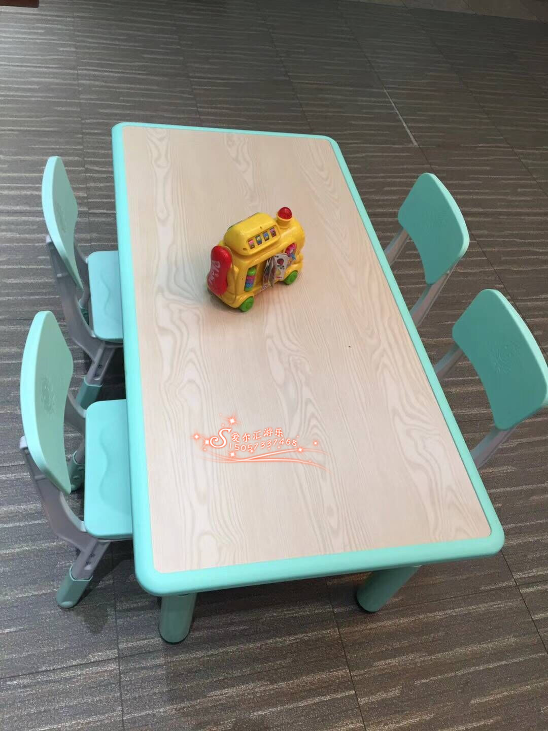 Kindergarten children's graffiti can lift Rectangular Table Six Table Six Table Study Desks Table And Chairs Game Painting Table Erasable-Taobao