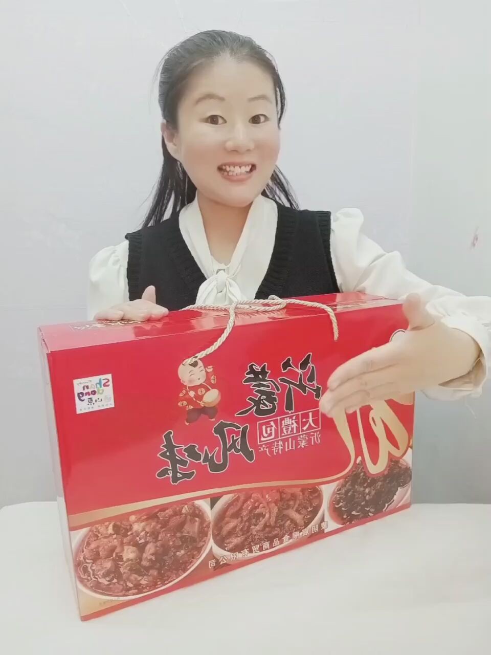 Yimeng Mountain flavor gift pack Shandong Linyi Mengshan specialty chili Sauce Mid-Autumn Festival gifts to relatives to send customers