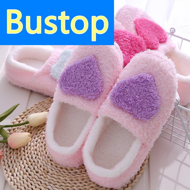 In December, the maternal thickness of the lunch shoes and soft - sole plus slippers in autumn and winter in November