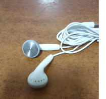 Foreign trade American iHome original headphones super bass headphones good sound quality listening to songs mp3 mp4 headphones