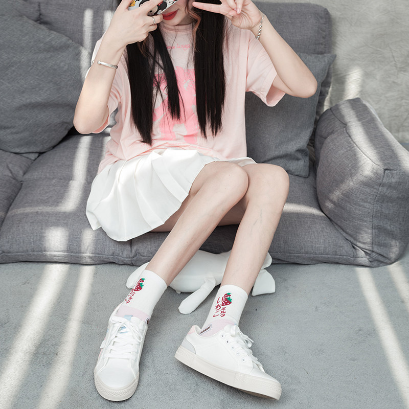 Winter net Red Sox Children's wave short socks Socks Shake Pure Cotton Long Socks Women's Day Ensemble Cute Strawberry Midbarrel Socks Thin