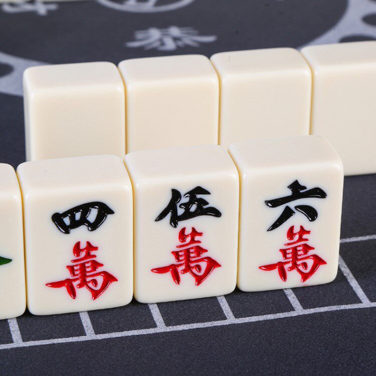 First Grade Home Mahjong Card Big Number Mid Size High-end Elephant Ivory Color Mahjong Hand Rubbing Dormitory mahjong sending table cloth