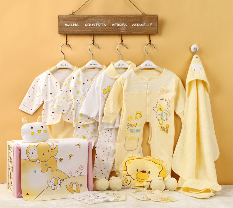 Coffret cadeau pour bébé - Vêtements + Accessoires - Ref 1954864 Image 13