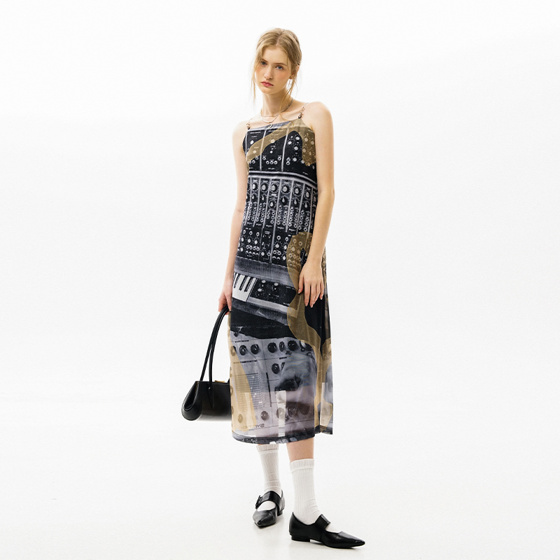 Moonlight Dreamy Retro Slim Fit Slit Chain Strap Gauze Dress