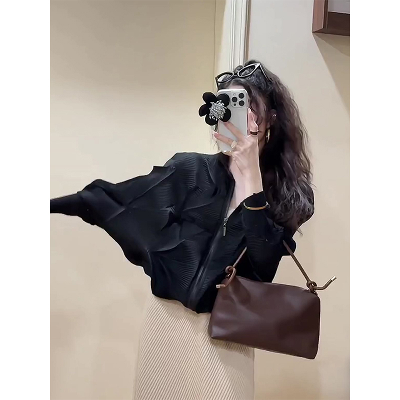 Miyake Art Creation's Popular 2026 Summer Short Jacket for Women with a Unique Design, Stand-Up Collar, Batwing Sleeves, Solid Color, Zipper Cardigan Top