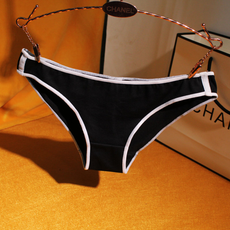 Pure cotton comfortable ▲ good product ▲ high elastic temperament sexy temptation underwear women's lace European and American briefs