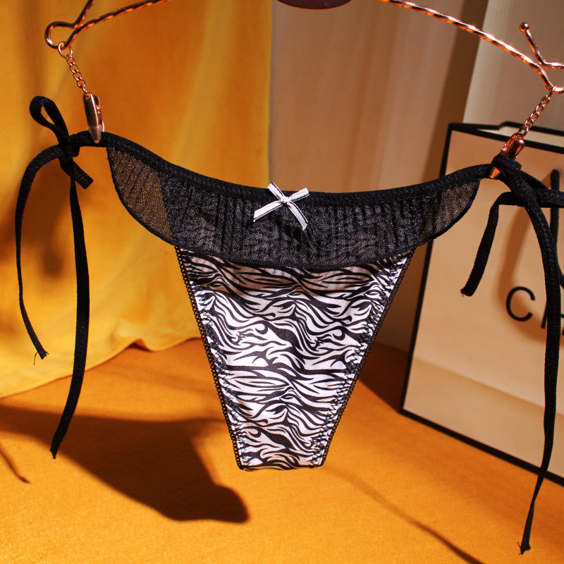 (QUALITY PARTICULARLY GOOD) LACING SEXY BUM Pants Girl Lace Mesh Yarn T Pants Fire spicy seductive fine with underpants