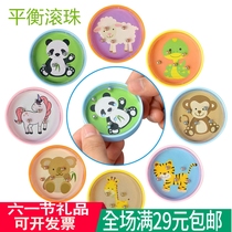 Christmas and New Years Day rewards gifts to kindergarten children. The whole class puzzle creative birthday gift sharing