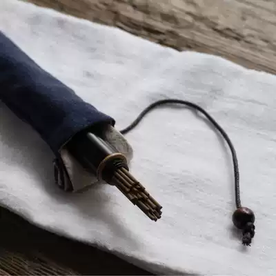 (Seven Rhyme Guqin) Vietnam Nha Trang Chenxiang 8G portable packaging bottom with incense gown