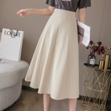 Вместительная и большая юбка в складку, А-силуэт, длина миди, высокая талия, яркий броский стиль