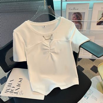 White short-sleeved t-shirt women's summer 2023 new design sense niche cotton T-shirt heart scheming hollow chic top